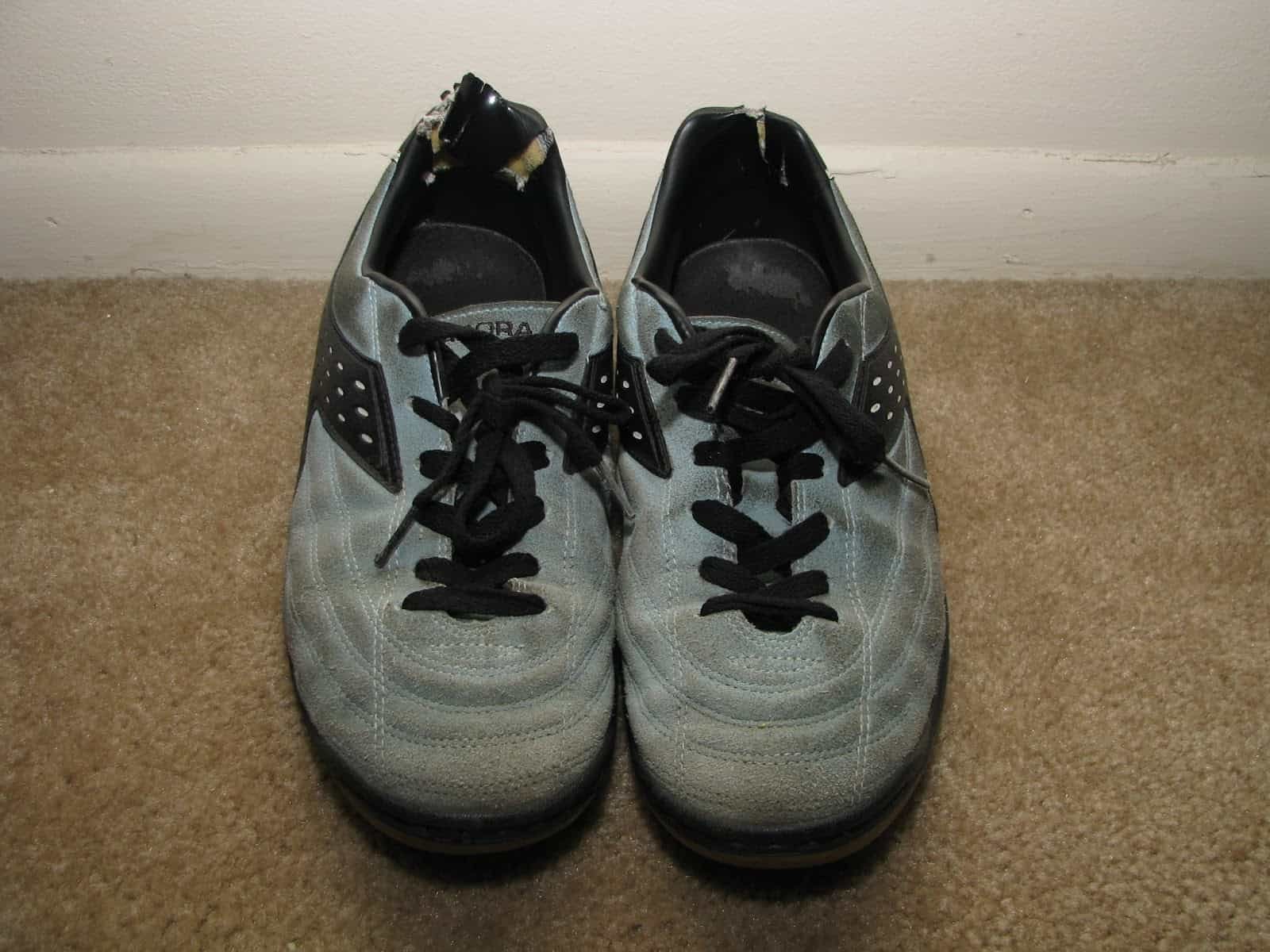 How To Prevent Scuff Marks On Shoes?